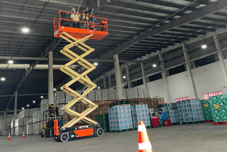 Vệ sinh công nghiệp huyện Bình Chánh uy tín, giá rẻ mới nhất 2025